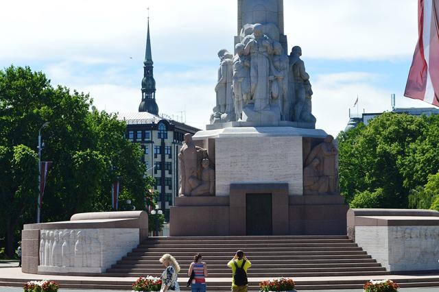 Freedom Monument